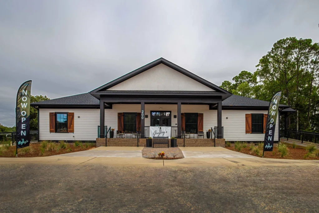 Solina Golf Club Gregorys clubhouse exterior - West Columbia, South Carolina