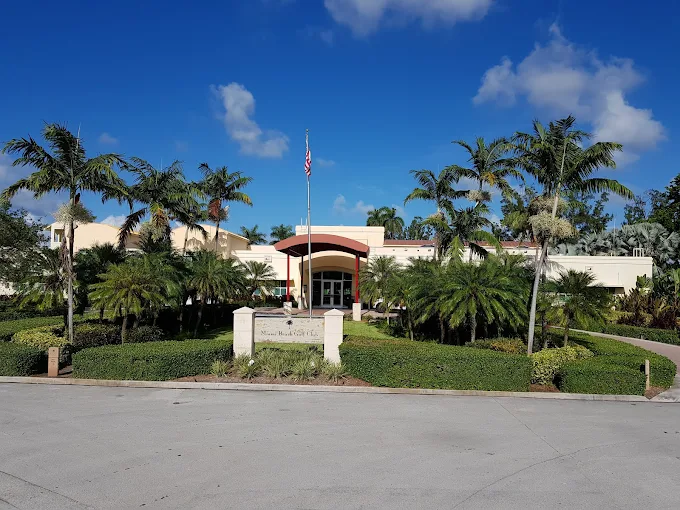 Who Is Miami Beach Golf Club For