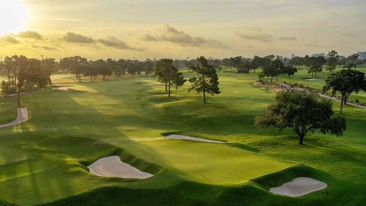 Brook Hollow Golf Club Review (2026): Worth the Private Access?