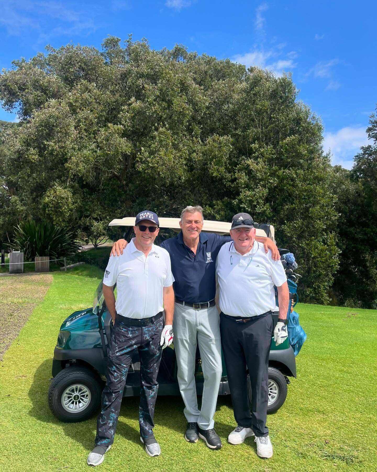 Who is The Lakes Golf Club for?