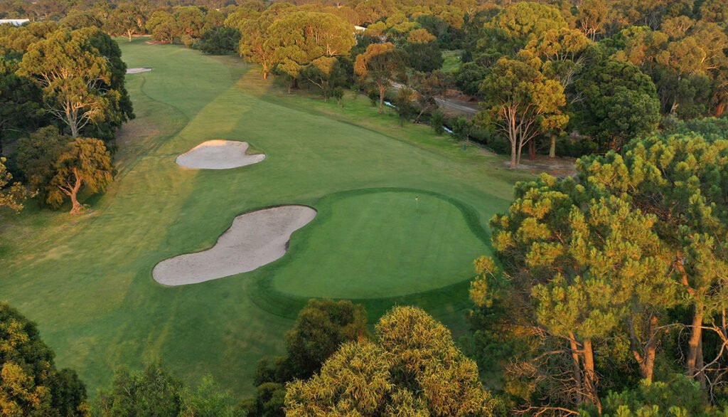 Keysborough Golf Club 16th hole aerial view of green and bunkers — Keysborough, Victoria